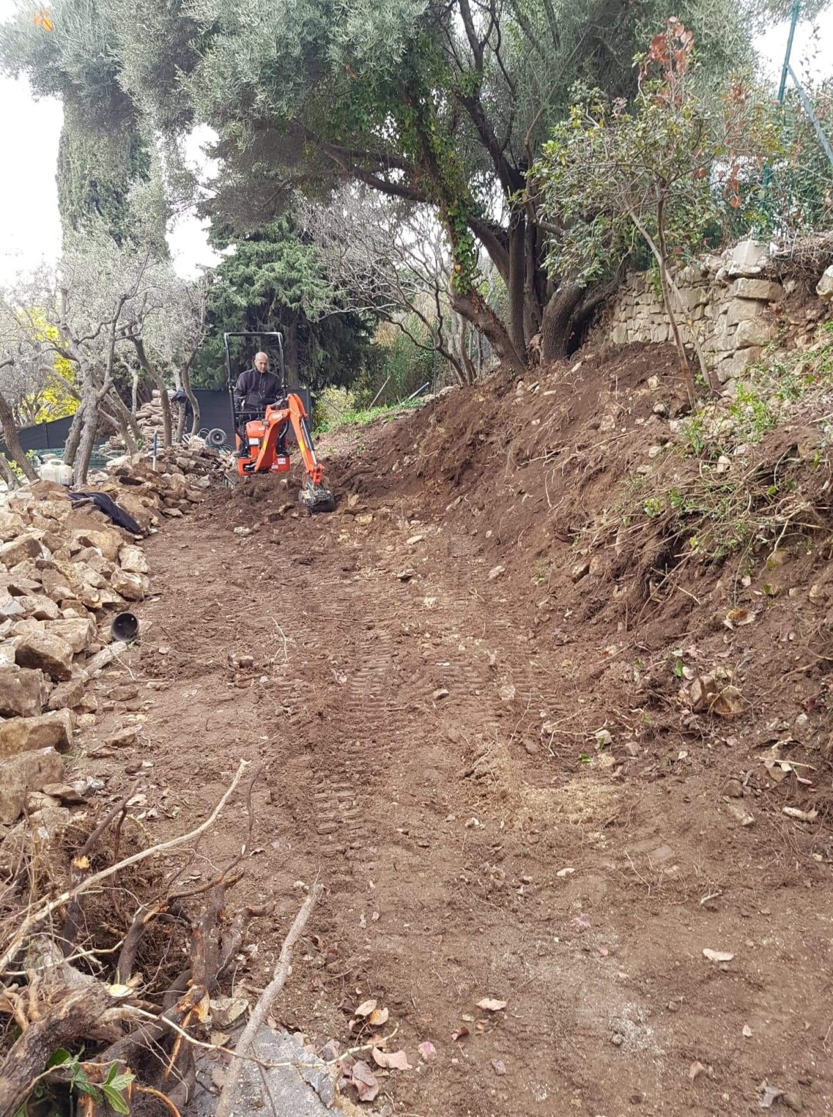 Restauration de restanques traditionnelles à La Ciotat - Avant